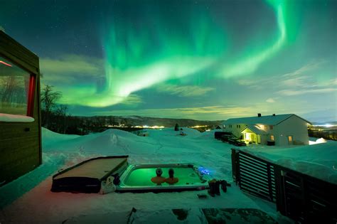 aurora borealis observatory canada